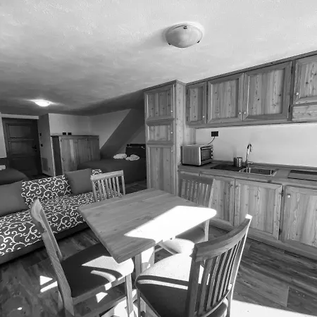 Aux Pieds Du Malatra' 2 Apartment Saint-Rhemy-En-Bosses Exterior photo